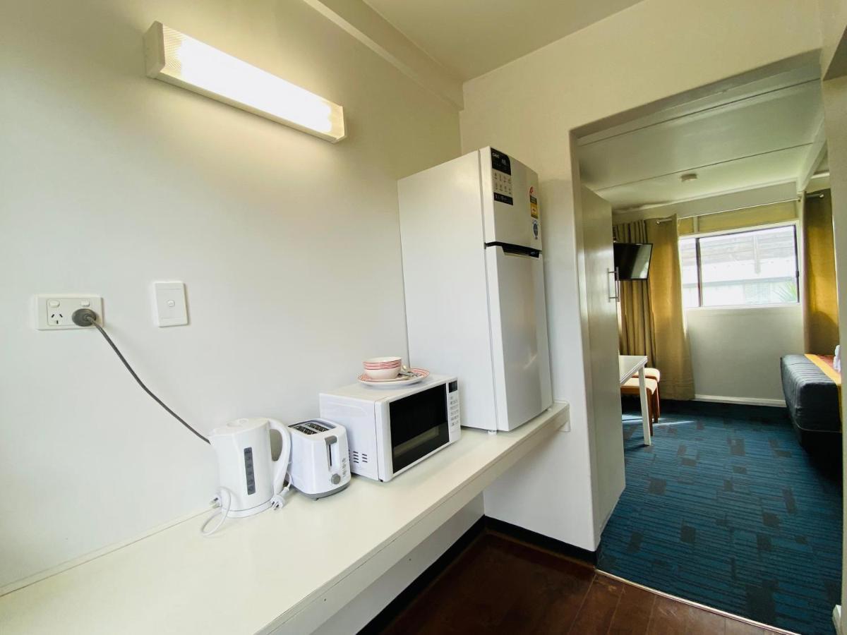 Mid Valley Motel モーウェル エクステリア 写真