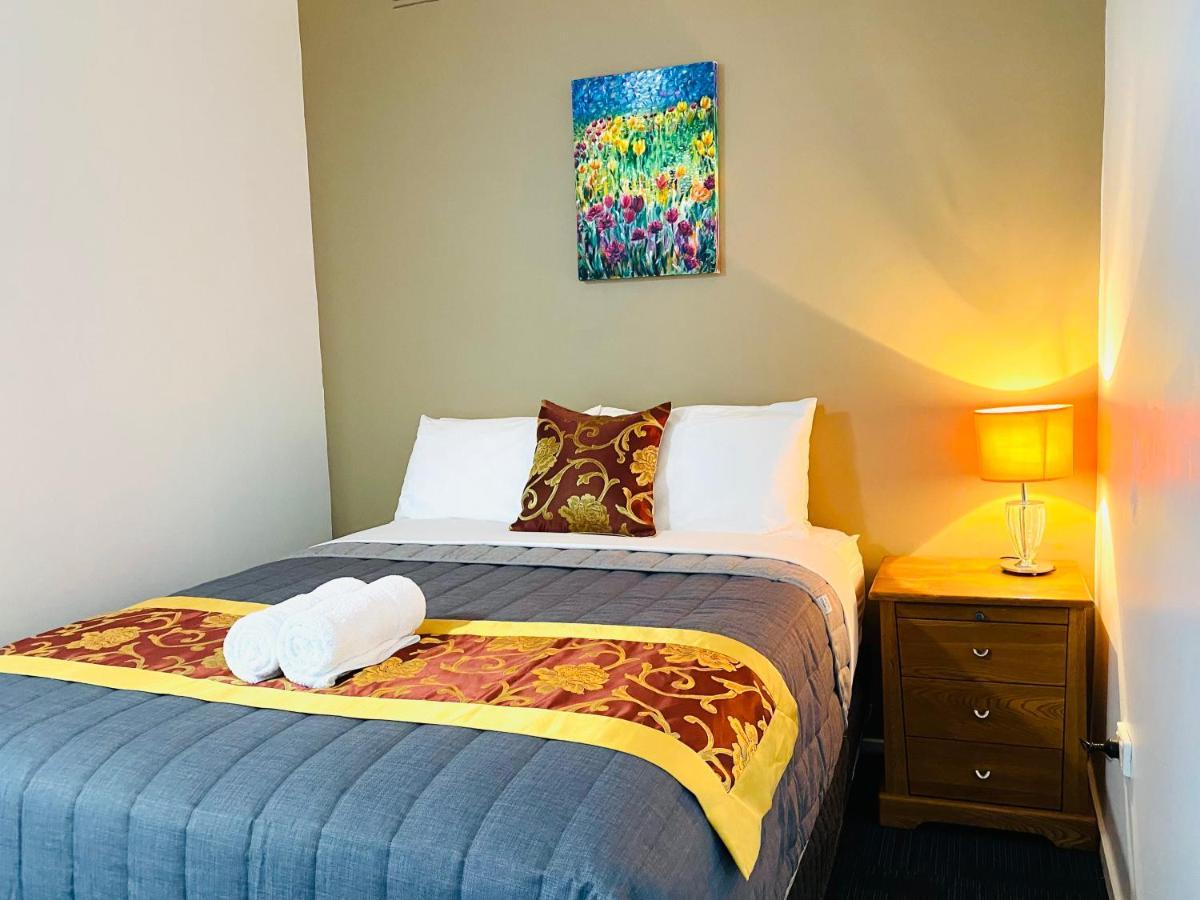 Mid Valley Motel モーウェル エクステリア 写真