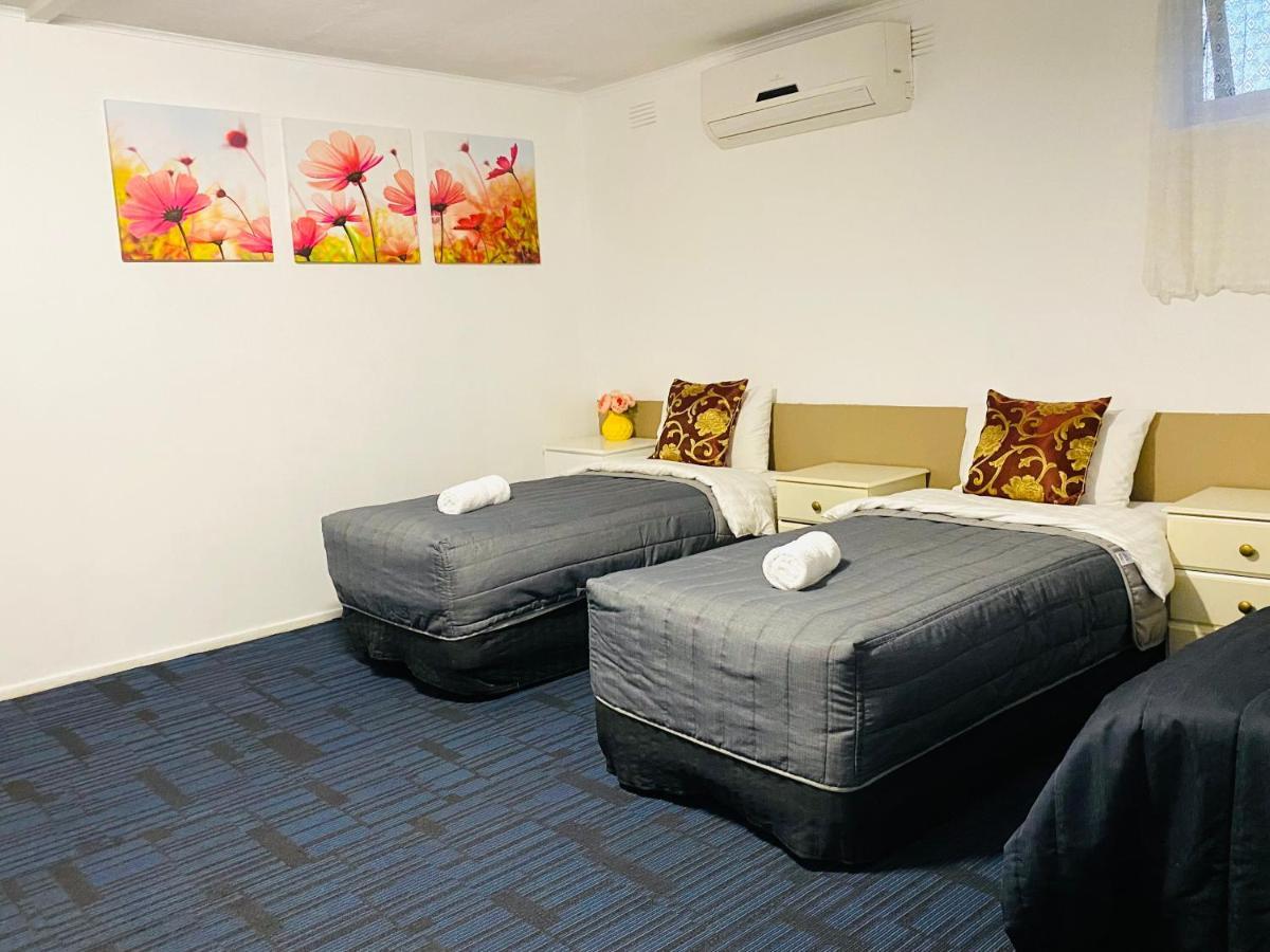 Mid Valley Motel モーウェル エクステリア 写真